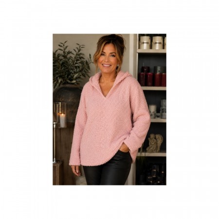 Nydelig genser med hette. Hood pop knit
