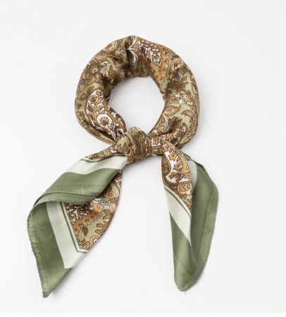 Skjerf 65x65cm grønt 